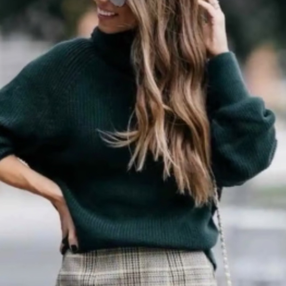 CAbi Knit Forest Green Ruched Sleeve Cowl Neck Pullover Oversized Sweater Small